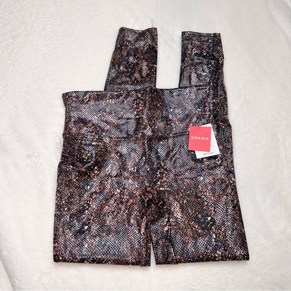 SPANX Pants - NWT! Spanx Faux Leather Snake Shine Leggings!